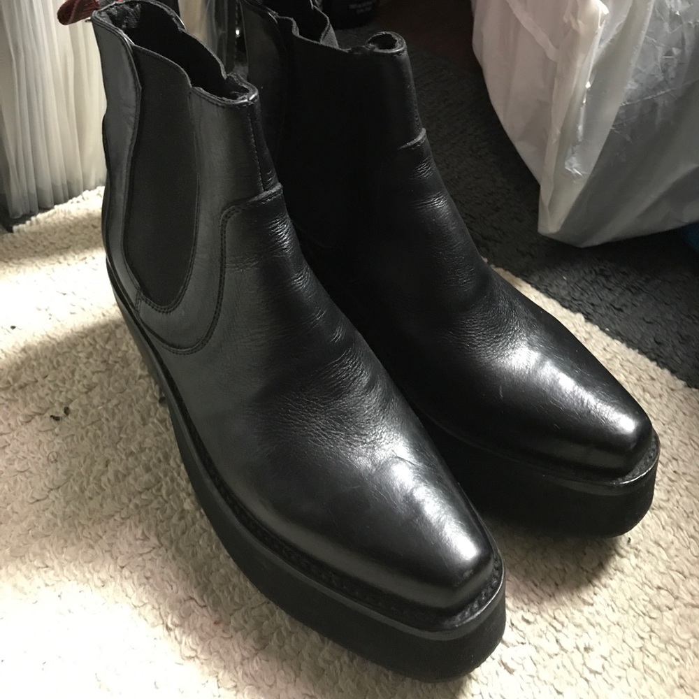 NWOT Nana industrial platform boots
