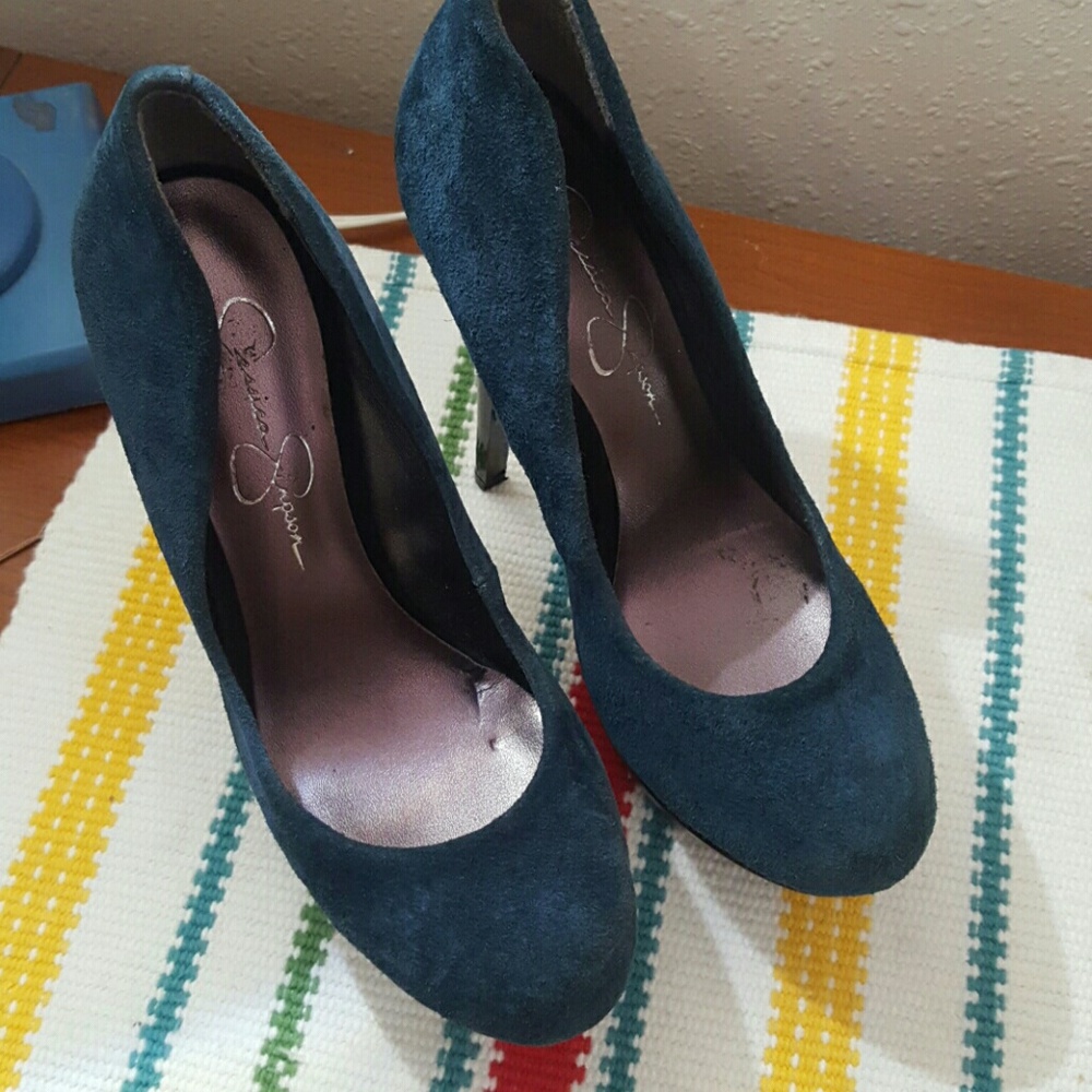 Jessica Simpson heels