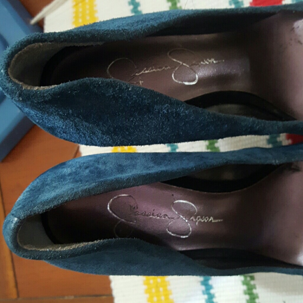 Jessica Simpson heels - Picture 2 of 4