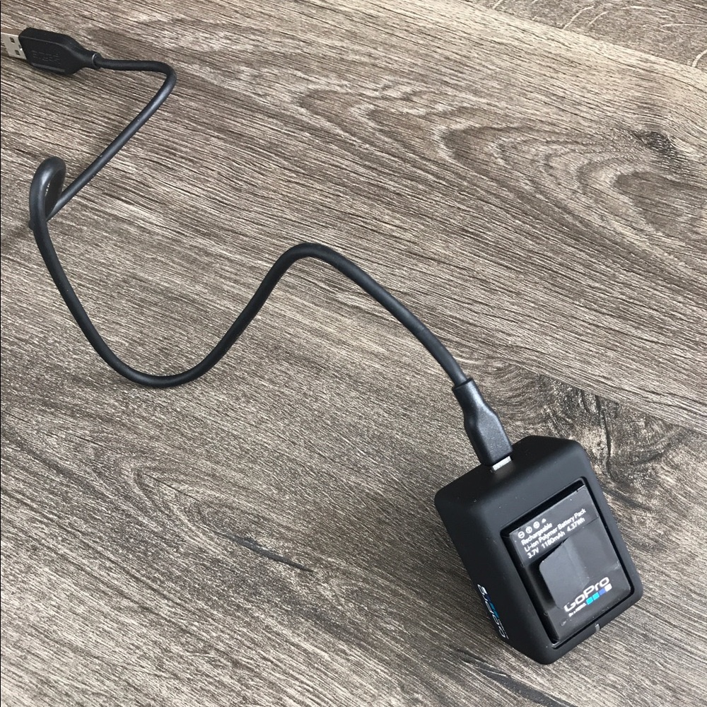 GoPro Rechargeable Li-ion Polymer Battery 3.7V