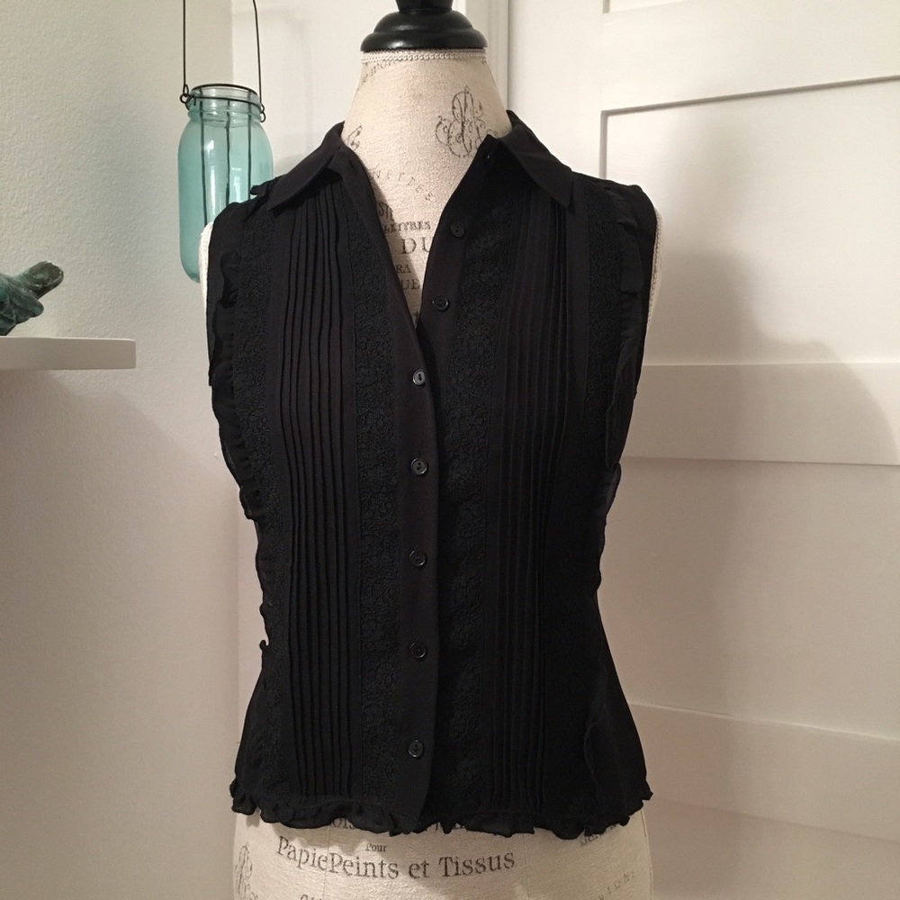 Spenser Jeremy Petites Sleeveless Tux Top