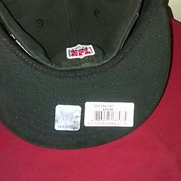 New Era Fitted CAP - Picture 2 of 2