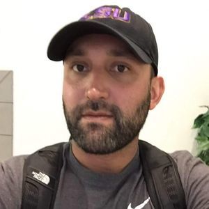 Meet your Posher, Leo