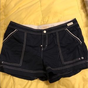 Nautica M navy board shorts.