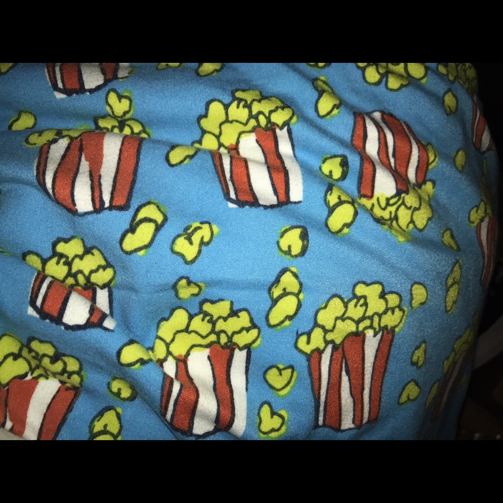 Price Drop!!!  Lularoe TC popcorn