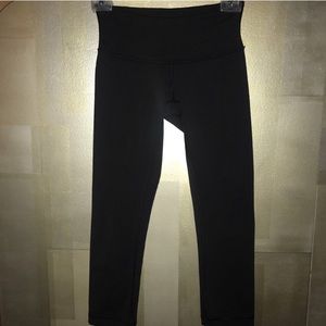 Lululemon crop wunder under leggings