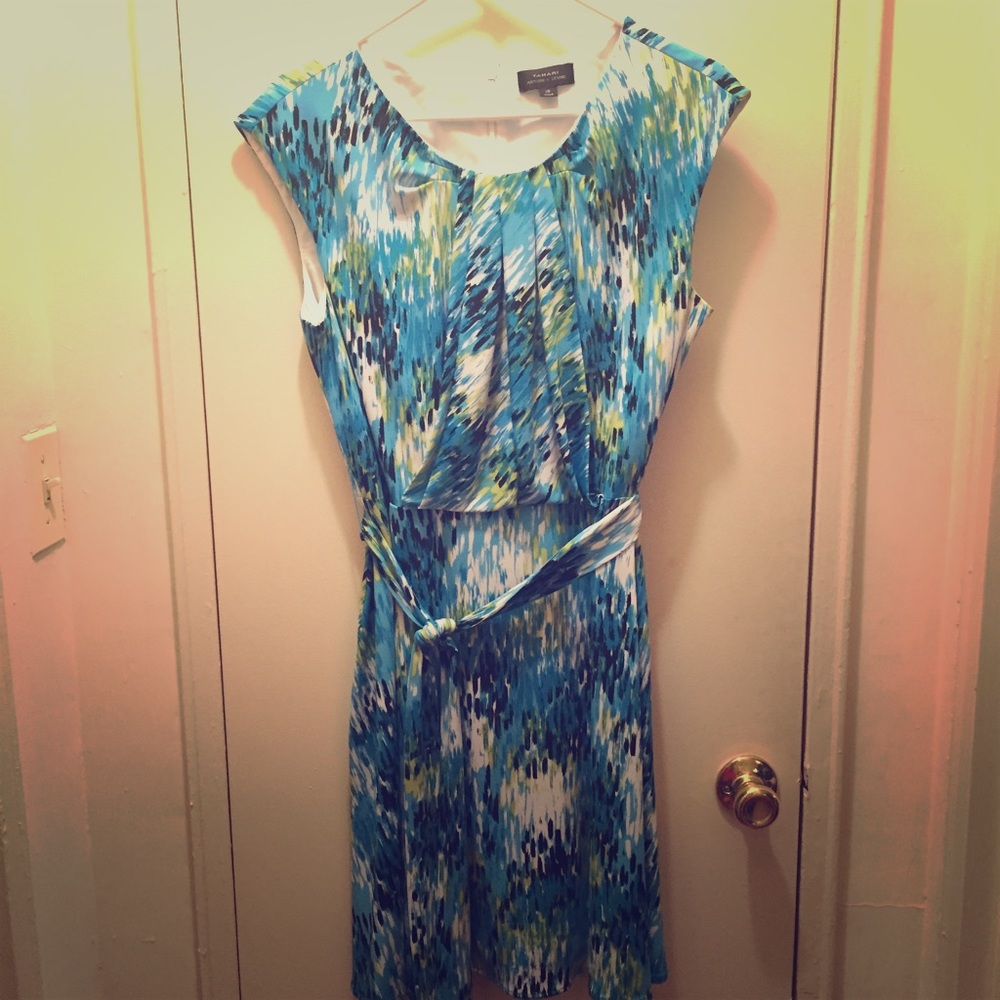 Tahari Cap Sleeve Dress