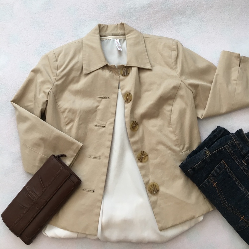 Daisy Fuentes Tan Jacket