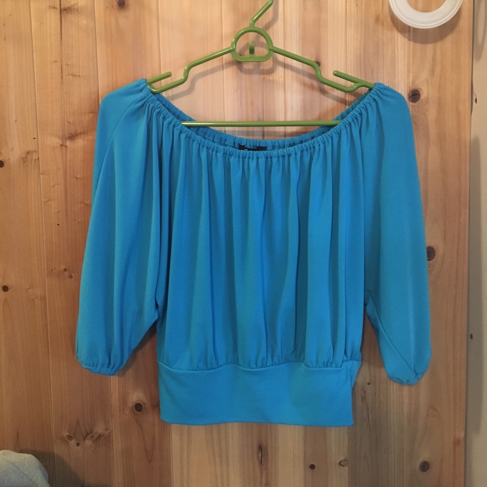 Cute off the shoulder top!