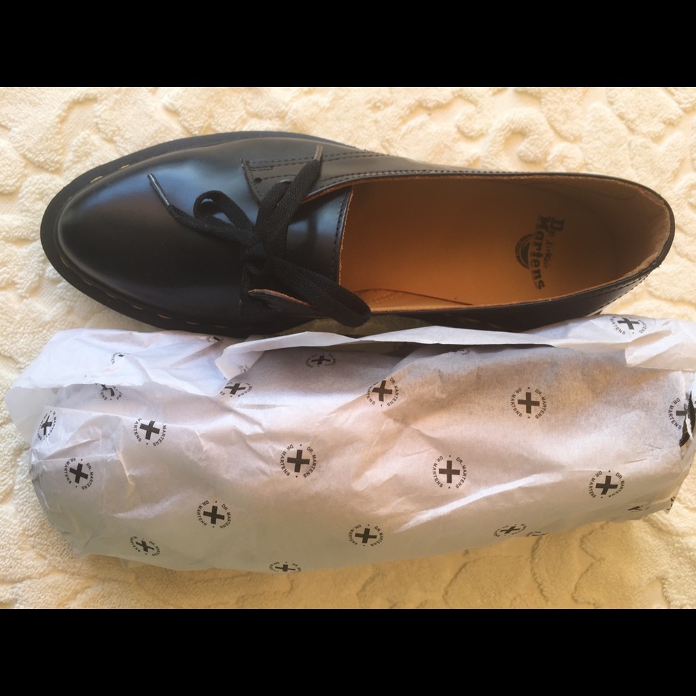 Dr. Martens Siano shoes...!Final price drop!