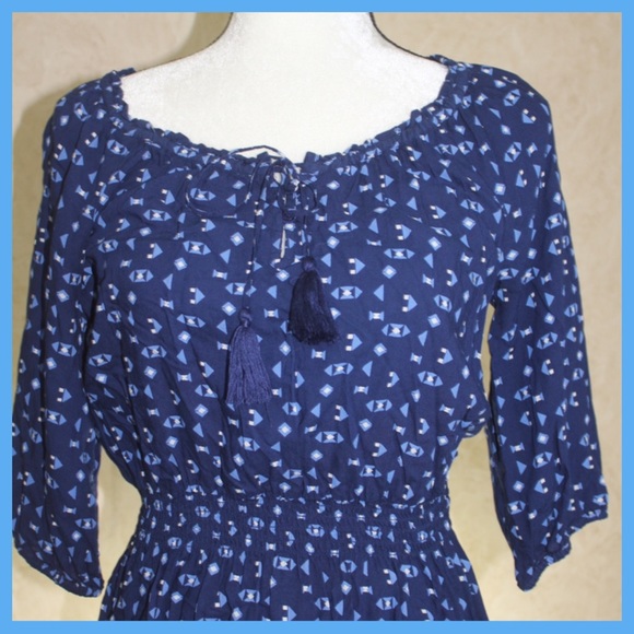 SALE! Blue Geometric Design Dress - Picture 3 of 4