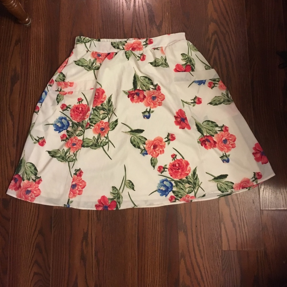 Honey & Lace Miramar skirt 3x pockets