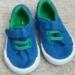 Size 3 boys sneakers