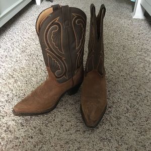 Cowgirl boots size 8 1/2