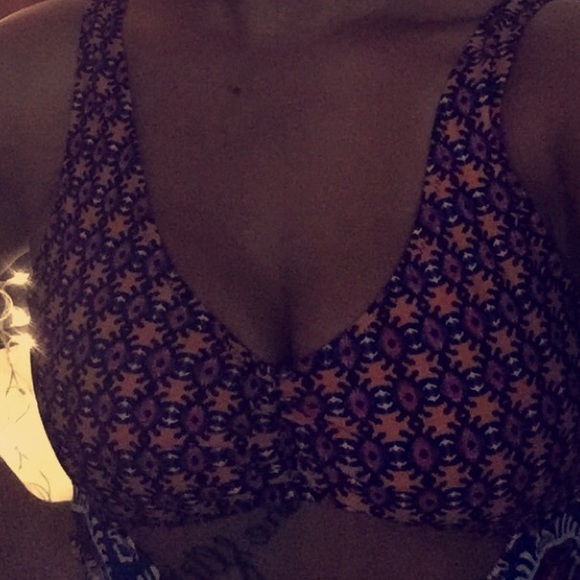 One piece bathing suit - Picture 4 of 6