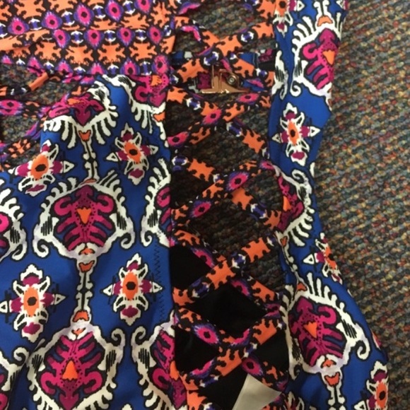 One piece bathing suit - Picture 5 of 6