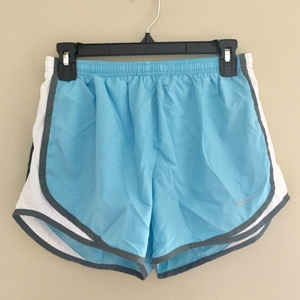 Nike Women's Dry Tempo Running Shorts - Size M