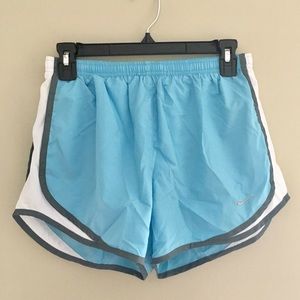 Nike Women's Dry Tempo Running Shorts - Size M