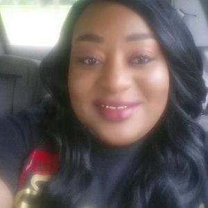 Meet your Posher, Angella