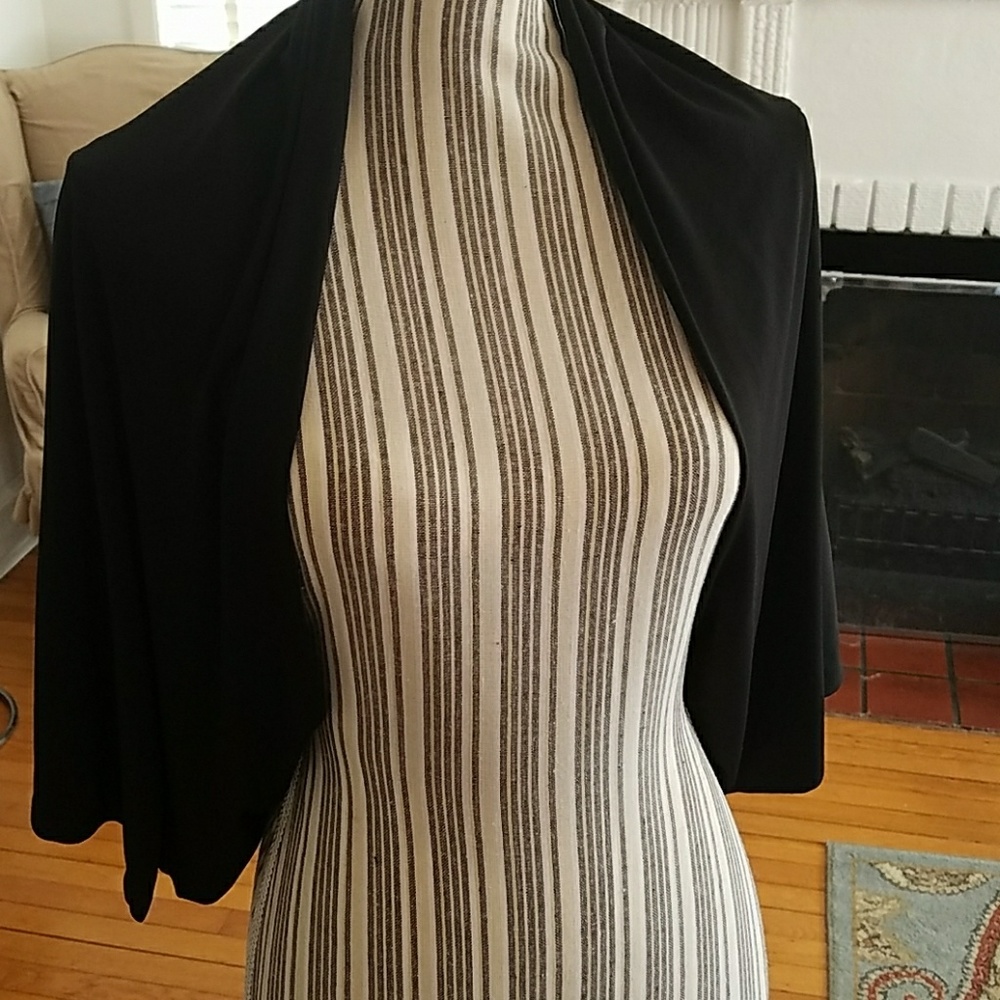 Black Dressy Kimono Shrug NWT sz L