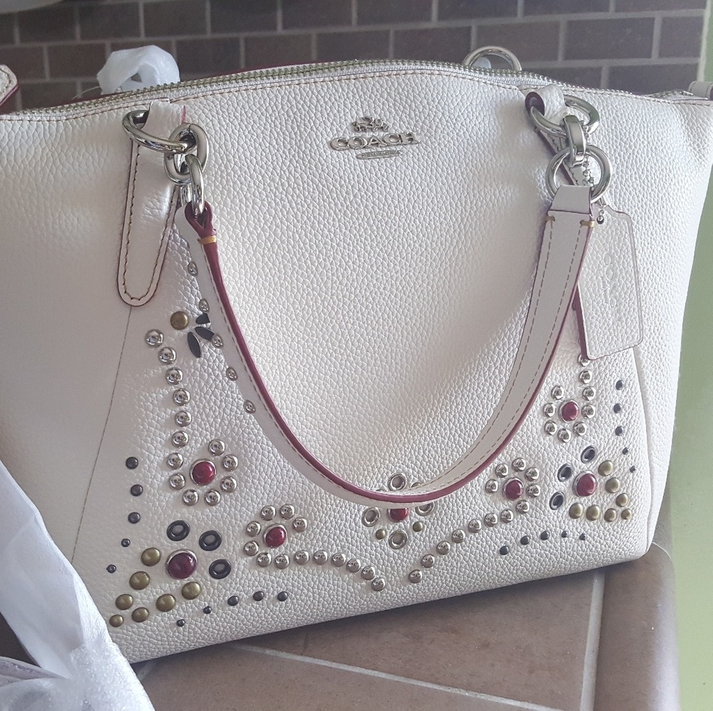 NWT Authentic Coach Kelsey