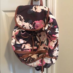 Super cute American Eagle backpack. Very roomy!