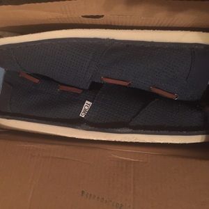 Bimini Stitchout Navy Perforated
