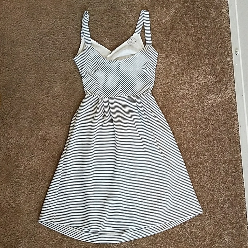 Cross back summer dress