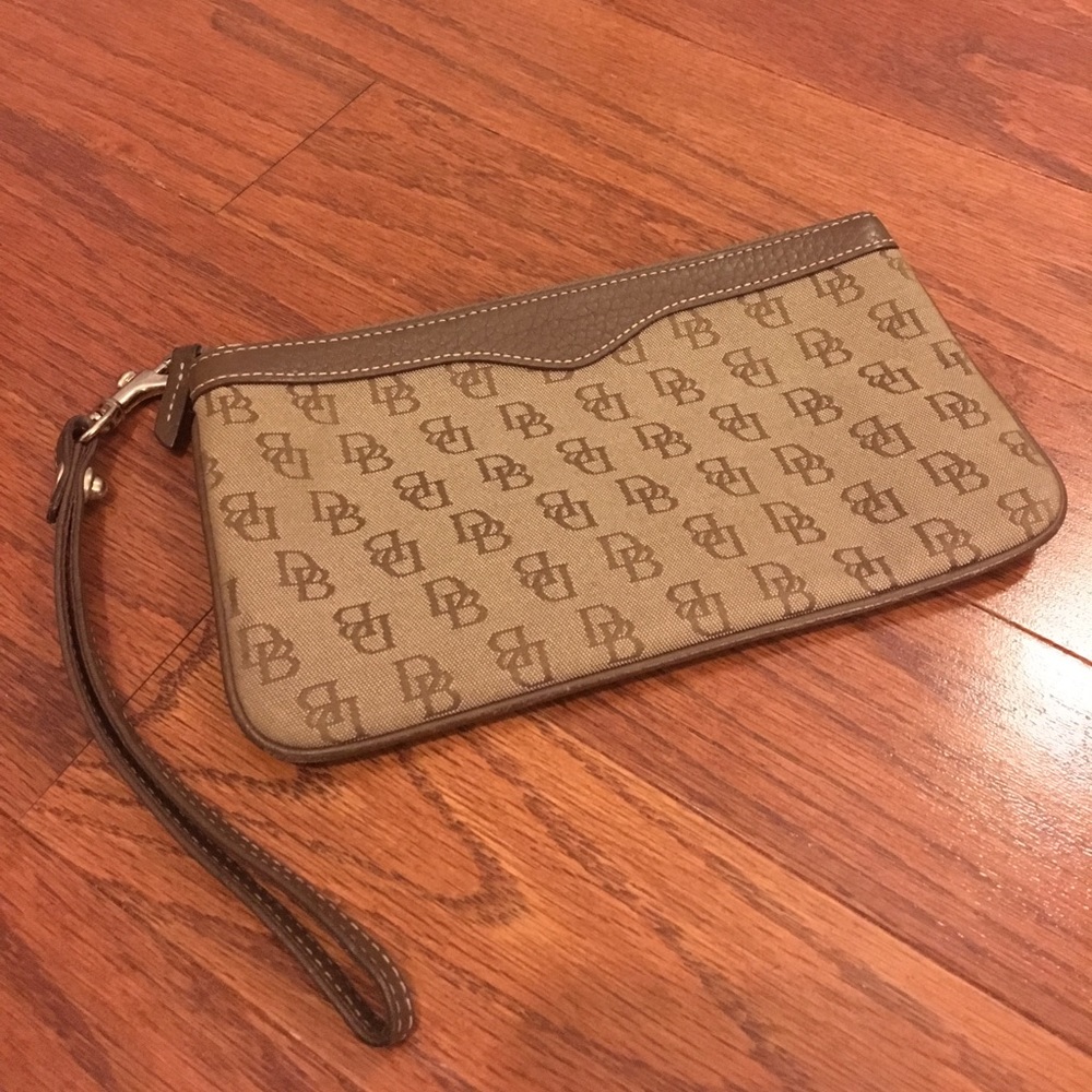 Dooney & Bourke Wristlet