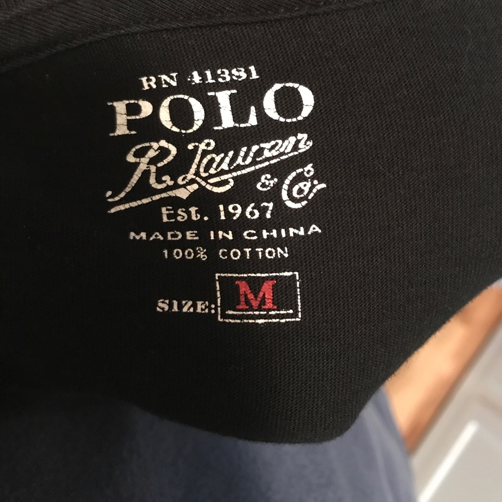 Black Polo T-Shirt 👕 - Picture 4 of 4