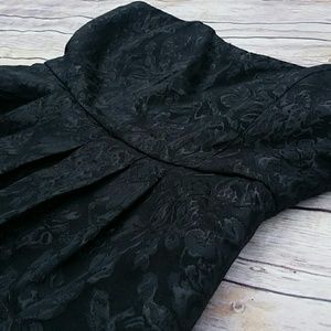 Francesca's collections- Strapless floral dress