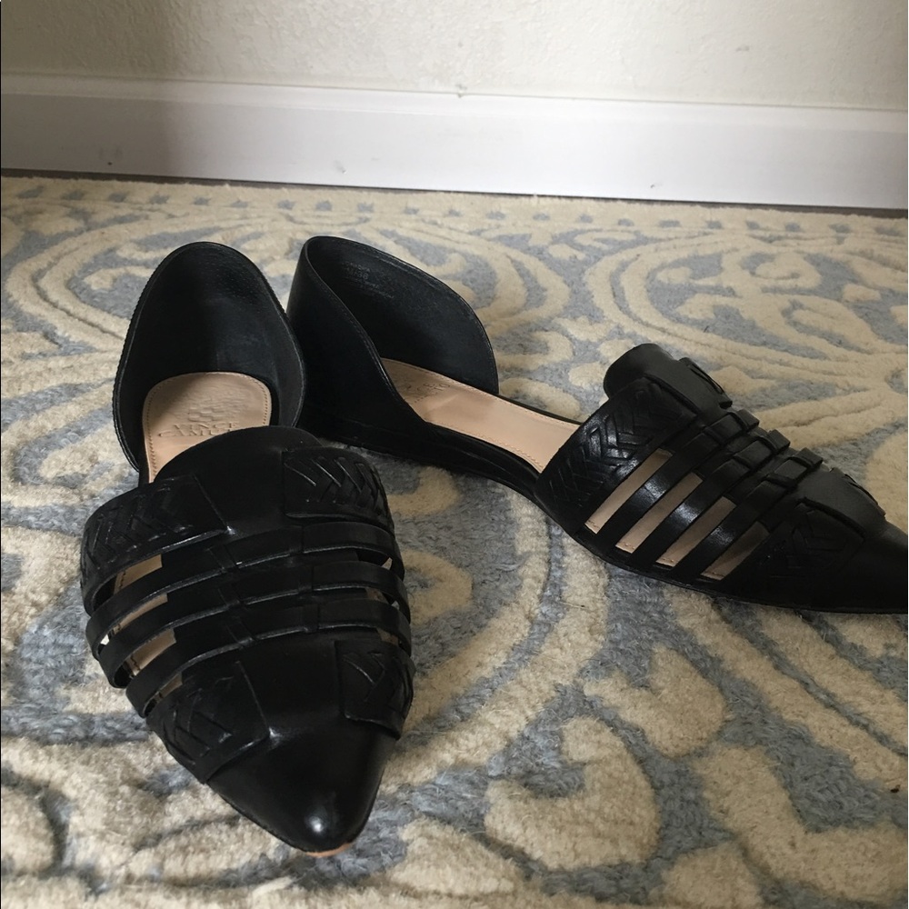 Vince Camuto black pointed-toe leather flats