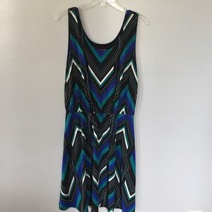 Chevron print midi dress