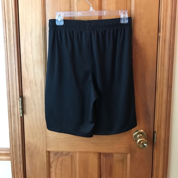 Black Nike Athletic Shorts ⚽️🏀🏈 - Picture 3 of 4