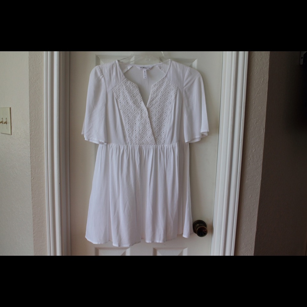 BCBG generation white blouse