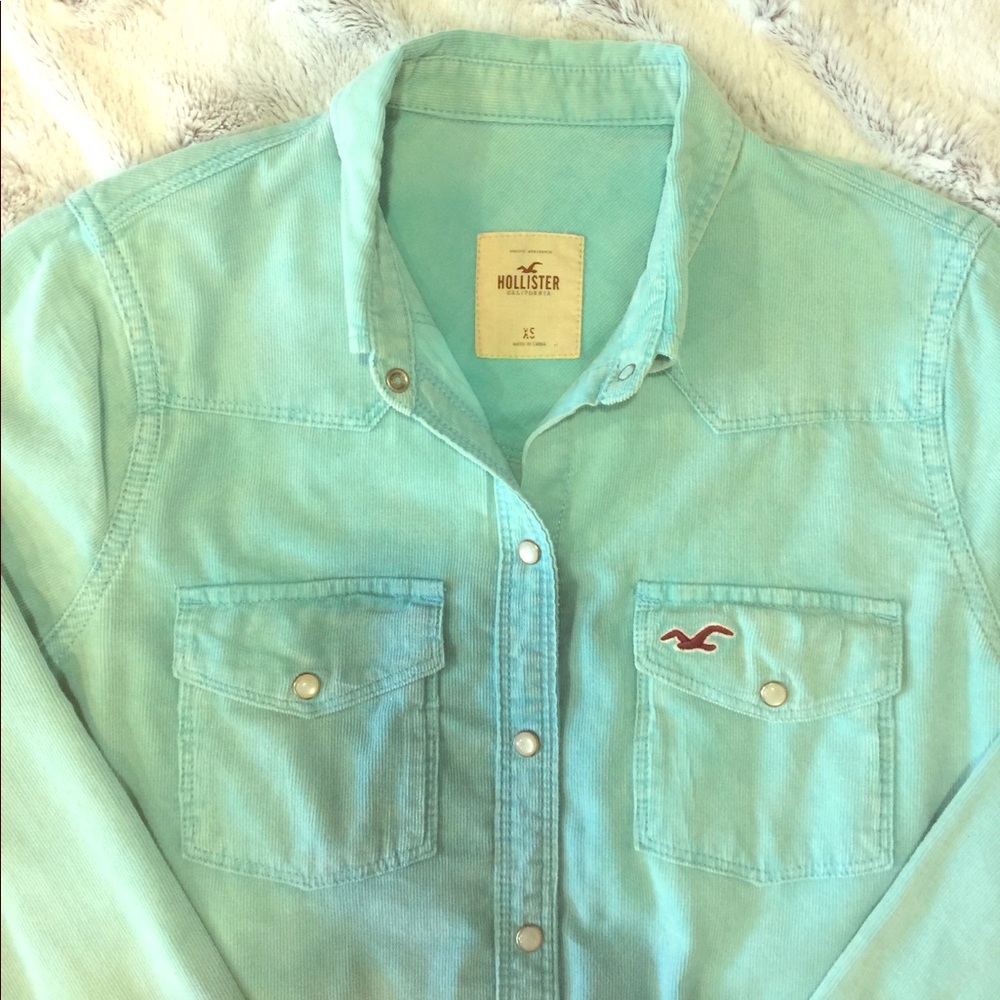 NWOT Hollister Tiffany Blue Corduroy Shirt - Picture 3 of 3
