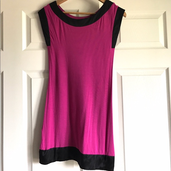 Pink and black colorblock tunic dress - Picture 2 of 2