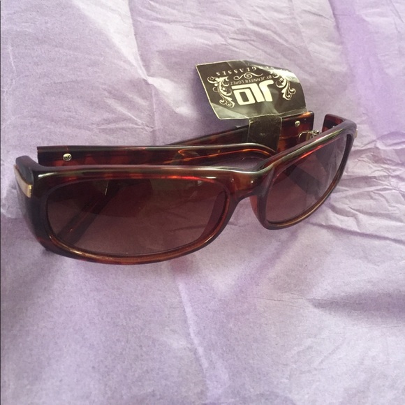 Sunglasses - Picture 2 of 3