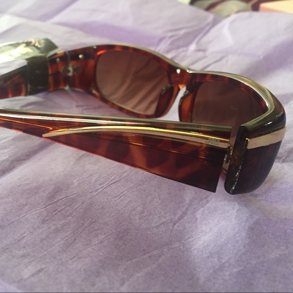 Sunglasses - Picture 3 of 3