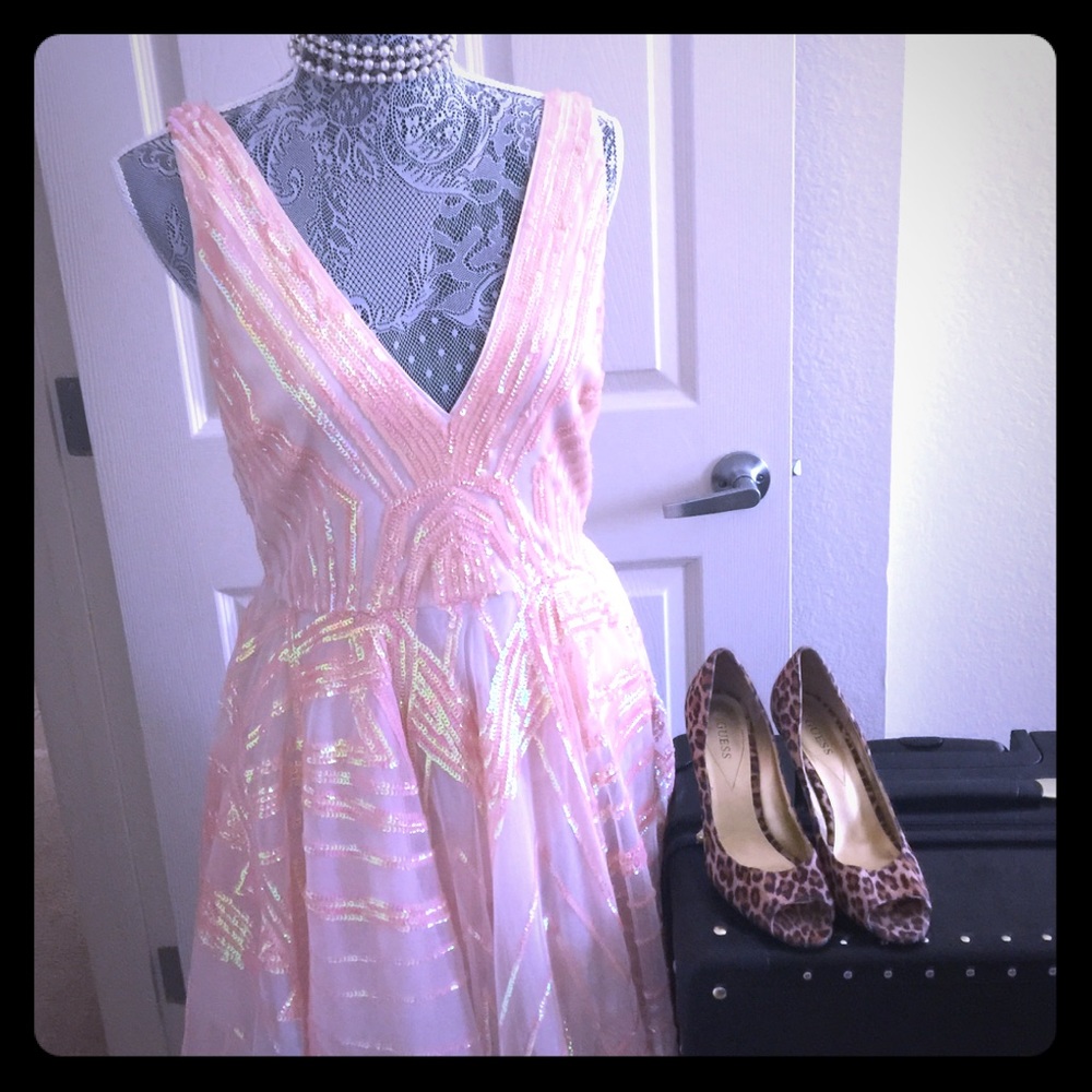 Bebe gown