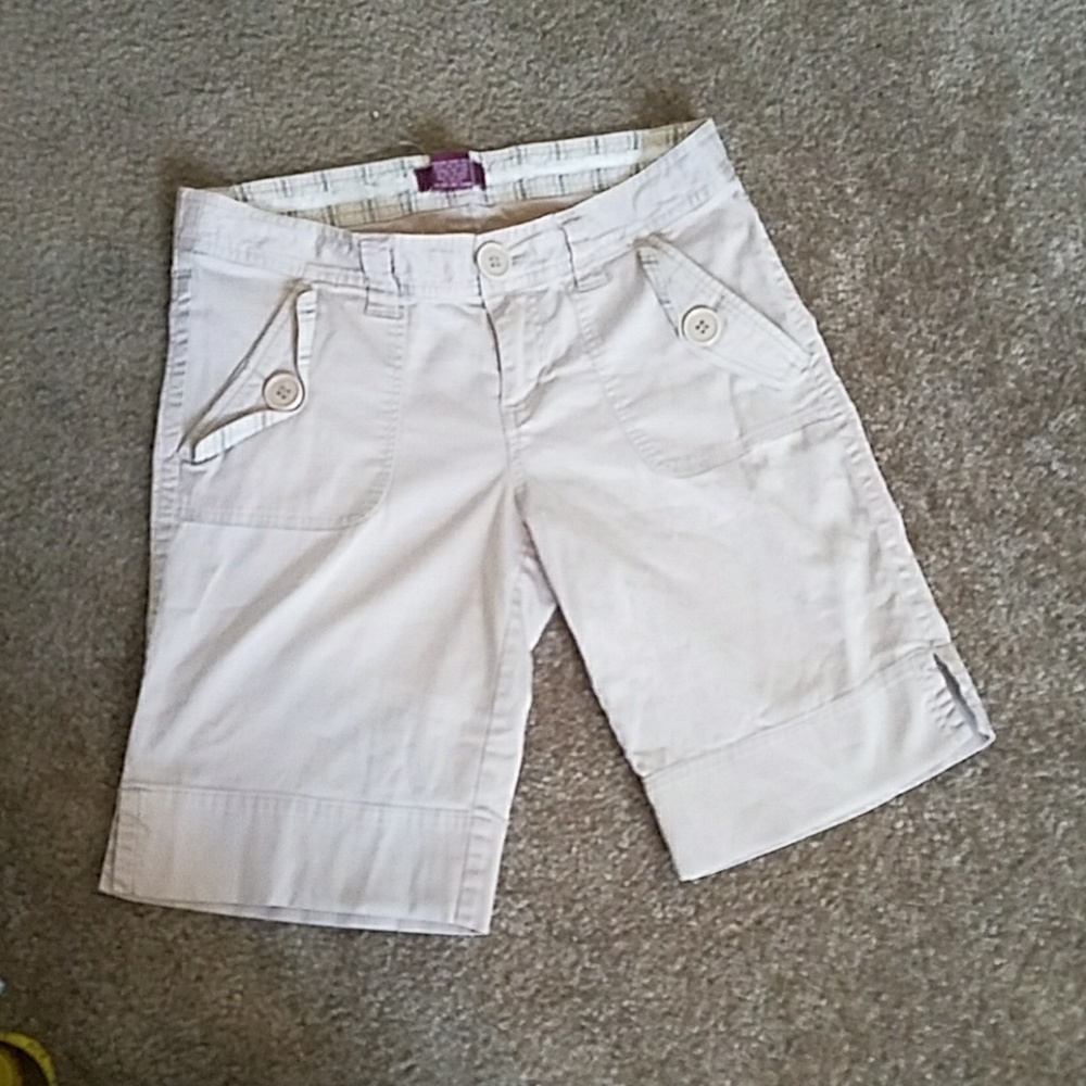 Khaki Shorts 10" Inseam