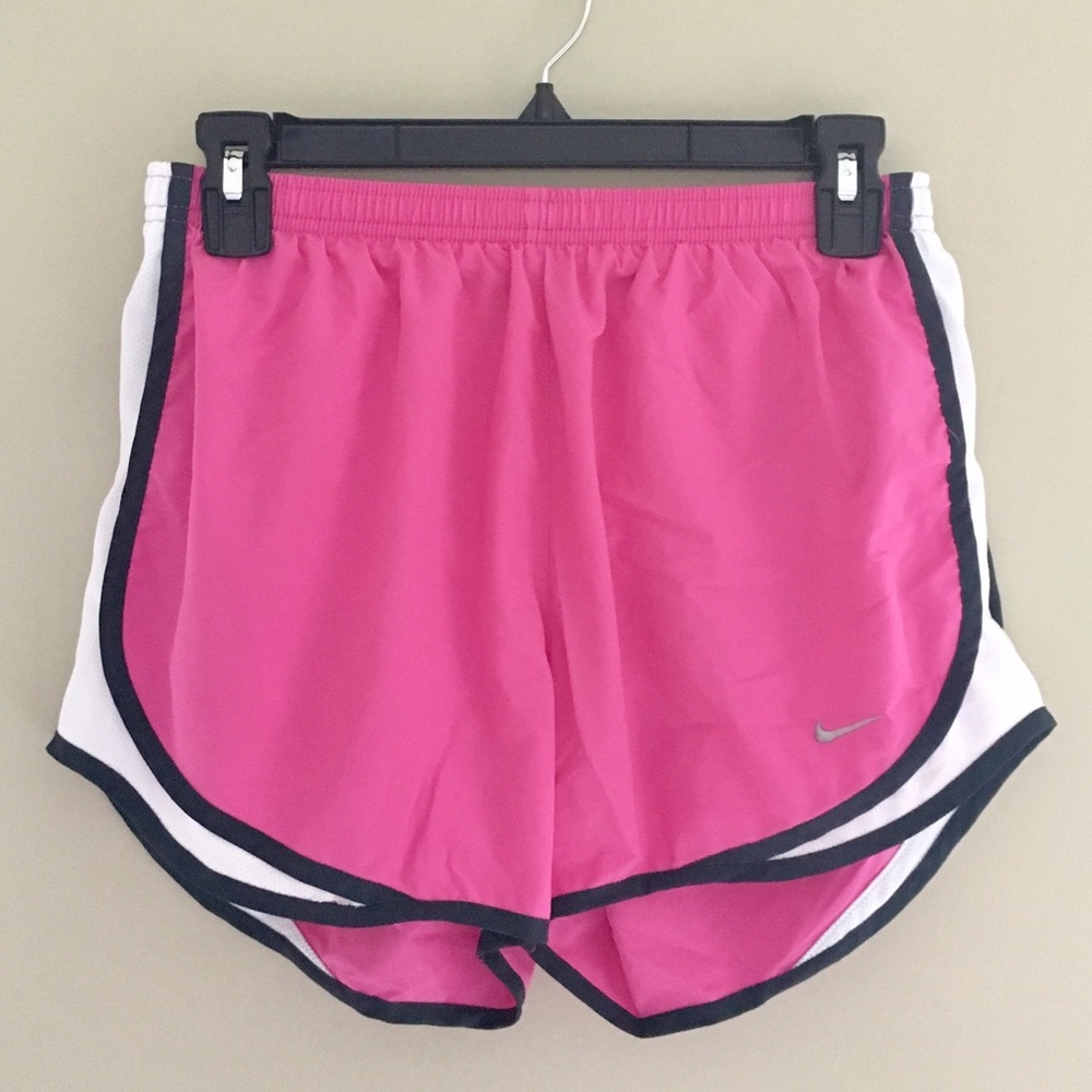 Nike Women's Dry Tempo Running Shorts - Size M