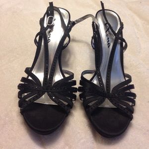 Black sandal heels