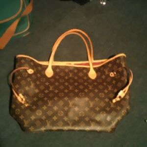 LOUIS VUITTON HAND BAG