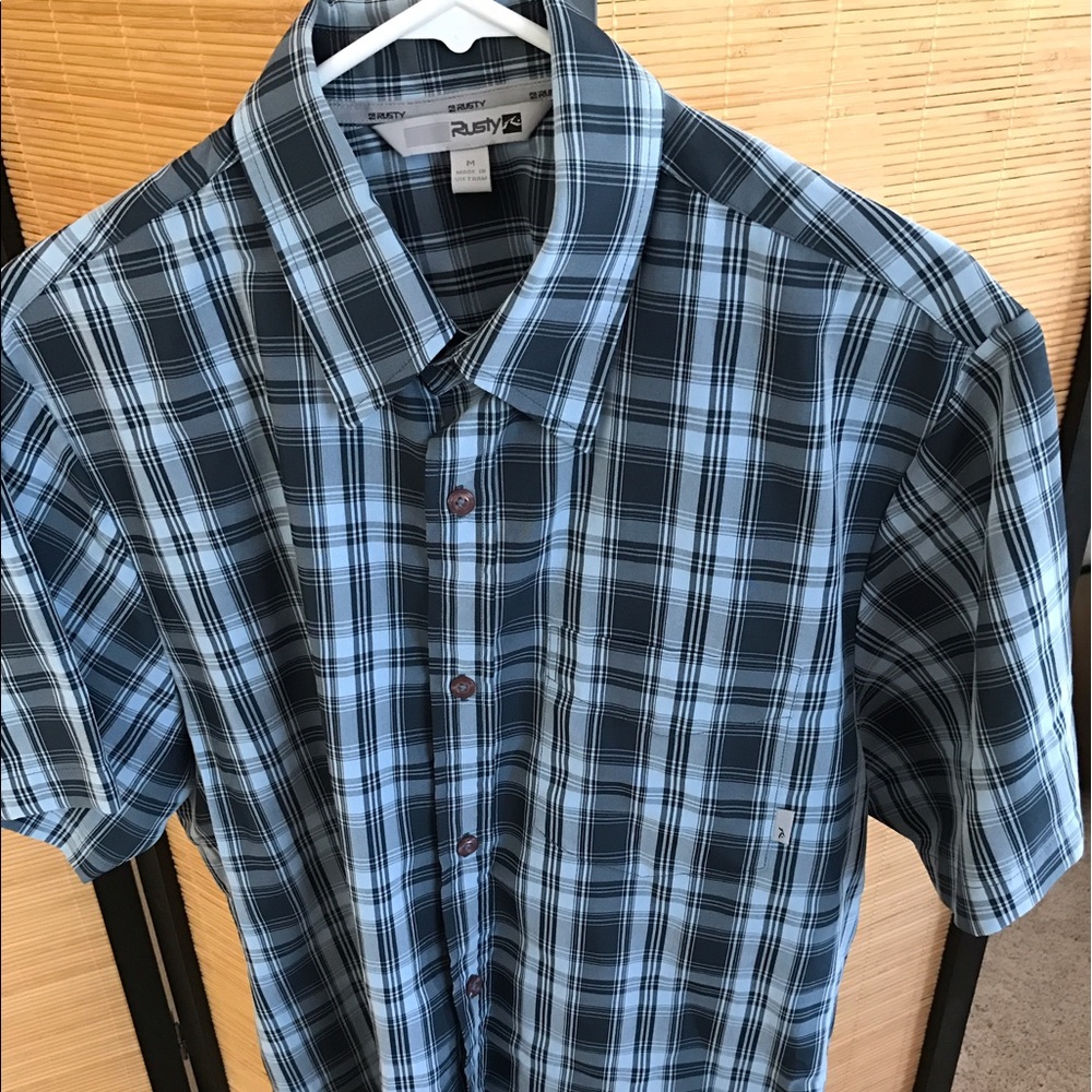 Rusty short sleeved button down shirt