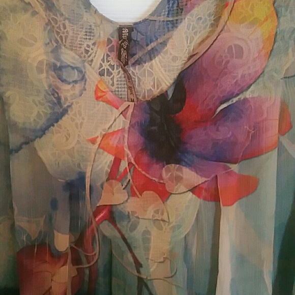 Multicolored blouse from Nordstrom Rack - Picture 2 of 4