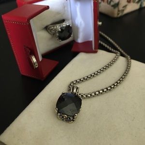 Las hours of closet 💗 Sterling Silver set!