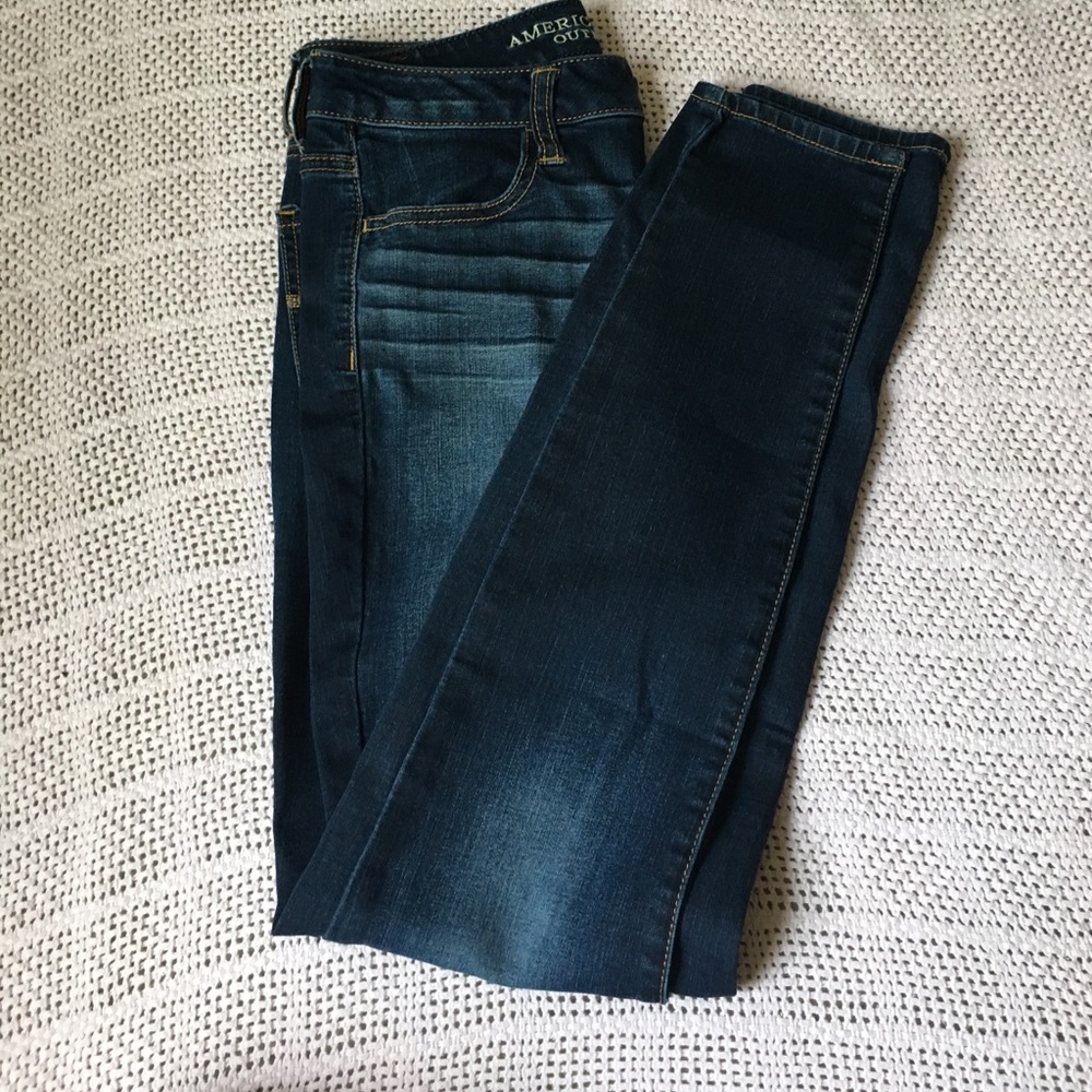High waisted jeans