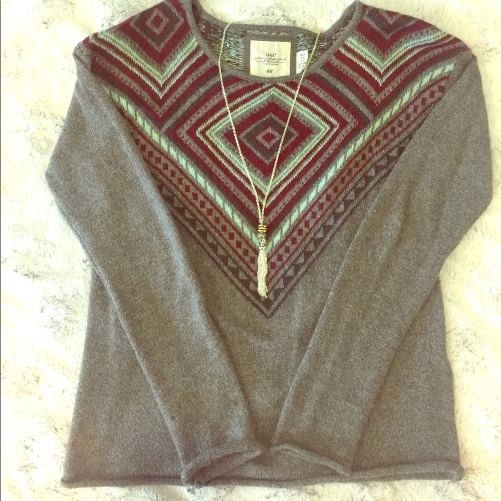 NWOT H & M sweater - Picture 2 of 3