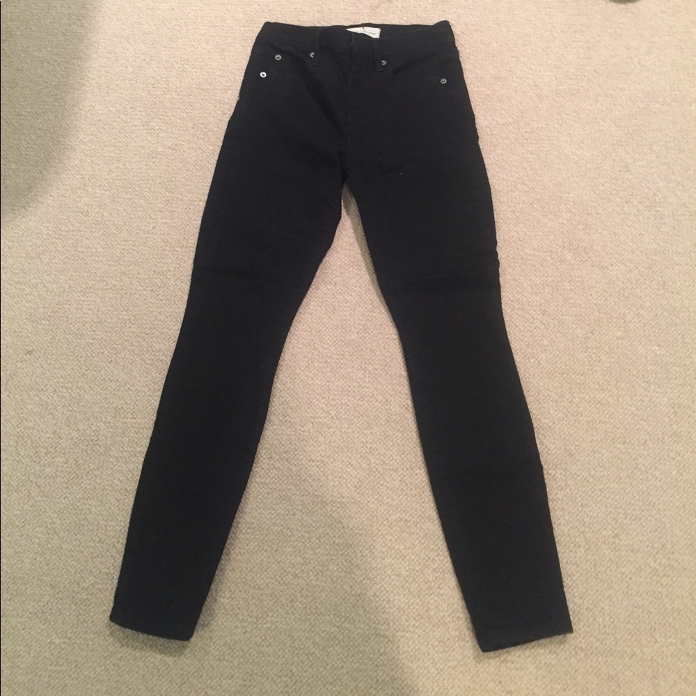 Gap 26S True Skinny Black Jeans